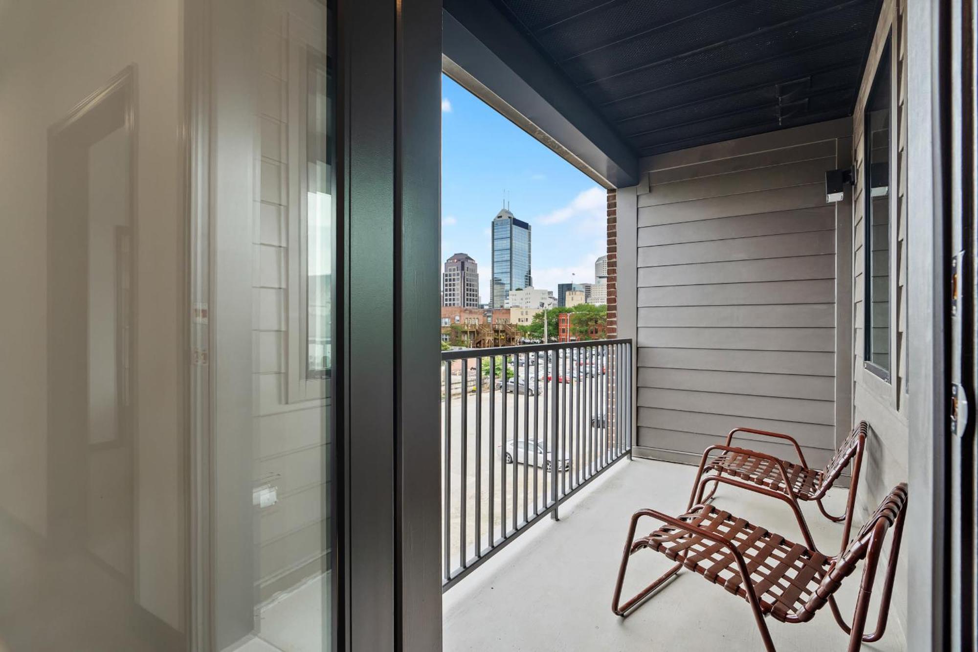 Cozysuites On Mass With Garage Parking #4 Indianapolis Luaran gambar